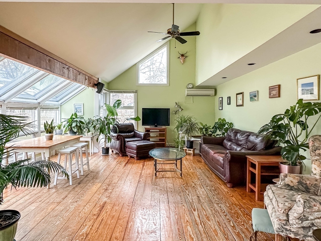 7 Parsonage Woods Road West Tisbury, MA 02568 - Photo 9 of 19 Gallery Image 9