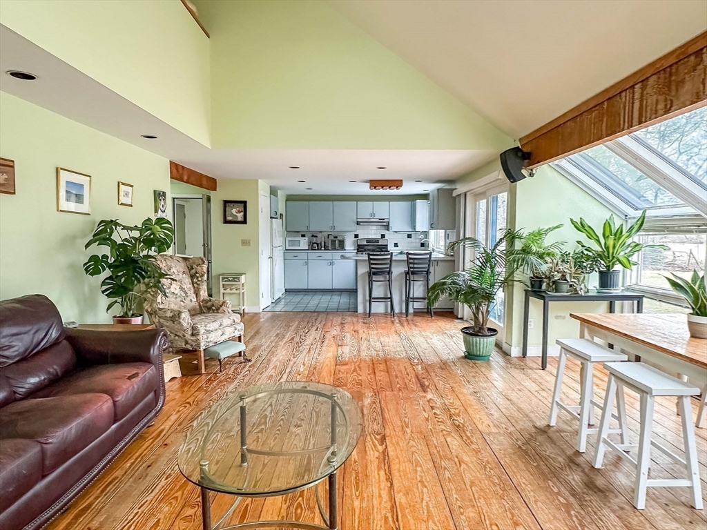 7 Parsonage Woods Road West Tisbury, MA 02568 - Photo 10 of 19 Gallery Image 10