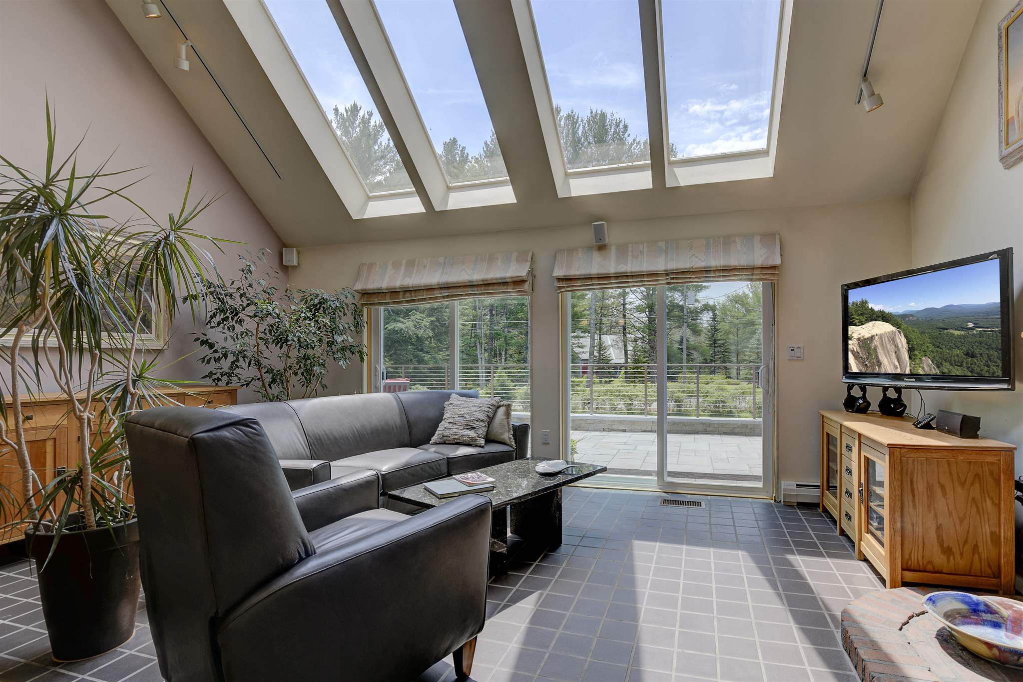 60 Dandi View Road Conway, NH 03860 - Photo 17 of 40