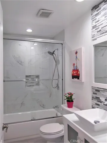 $3,000 | 27004 Karns Court, Unit 21009, Canyon Country, CA 91387