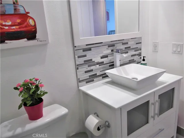 $3,000 | 27004 Karns Court, Unit 21009, Canyon Country, CA 91387