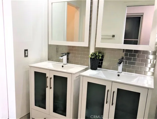 $3,000 | 27004 Karns Court, Unit 21009, Canyon Country, CA 91387