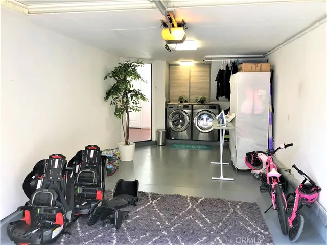 $3,000 | 27004 Karns Court, Unit 21009, Canyon Country, CA 91387