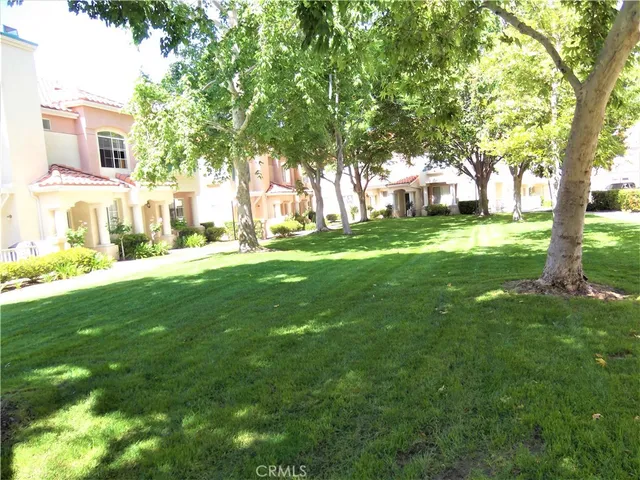 $3,000 | 27004 Karns Court, Unit 21009, Canyon Country, CA 91387