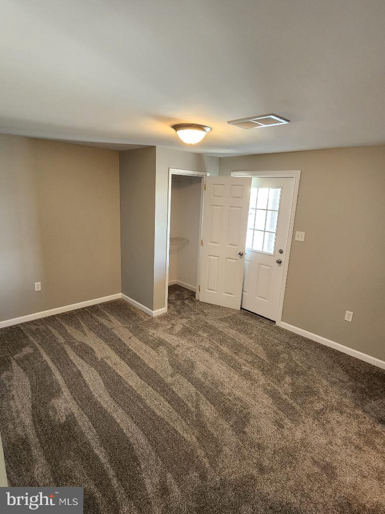 184 Rumbling Rock Road Hedgesville, WV 25427 - Photo 5 of 33 Gallery Image 5