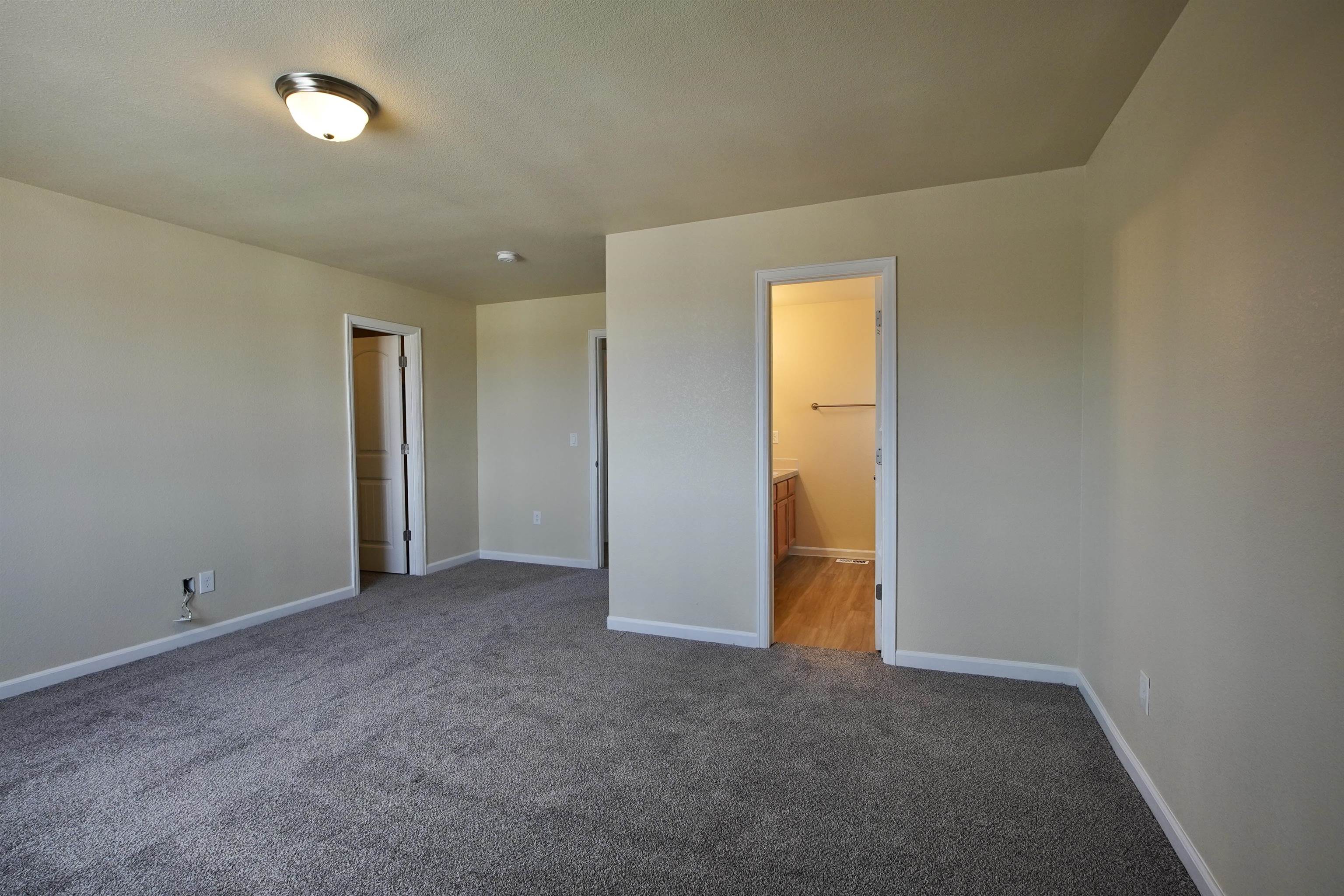 822 Discovery Street Mills, WY 82644 - Photo 17 of 42