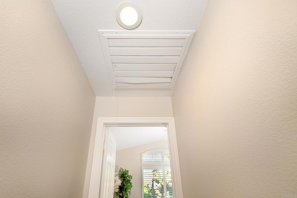 5406 Foxtail Loop Carlsbad, CA 92010 - Photo 27 of 50 a view of a hallway