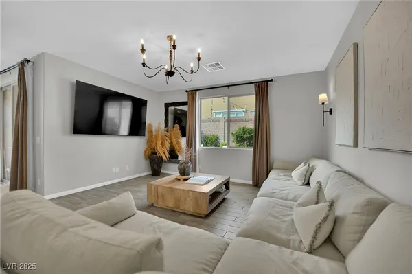 $499,999 | 4146 Nipp Avenue, North Las Vegas, NV 89081