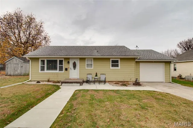 $149,900 | 908 Walnut Street, Jerseyville, IL 62052