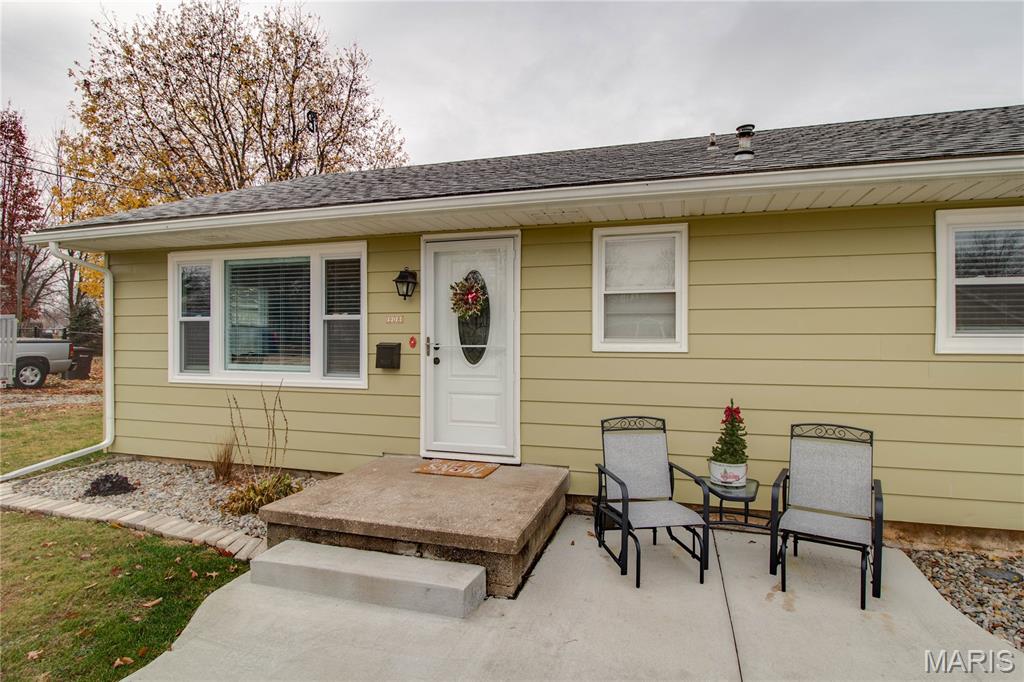 908 Walnut Street Jerseyville, IL 62052 - Photo 5 of 32