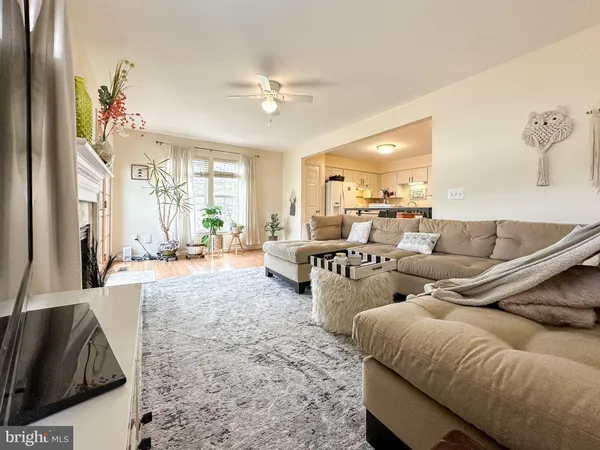 $2,900 | 14358 Haysickle Court, Centreville, VA 20121