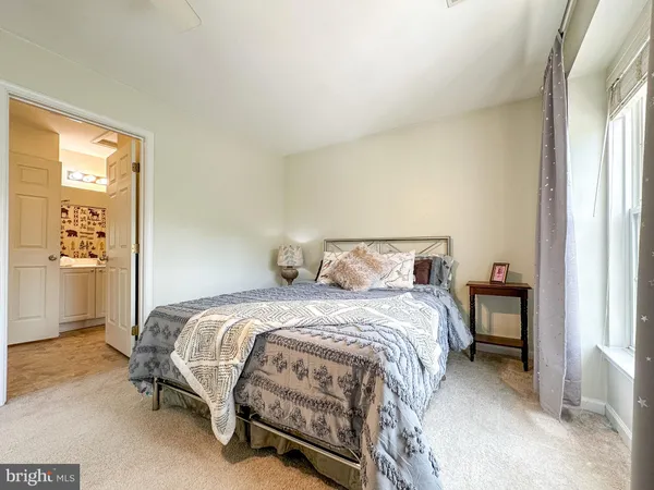 $2,900 | 14358 Haysickle Court, Centreville, VA 20121