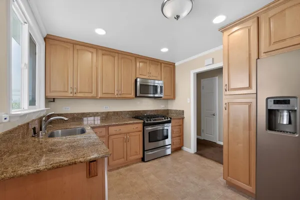 $1,398,000 | 750 Magnolia Avenue, San Bruno, CA 94066