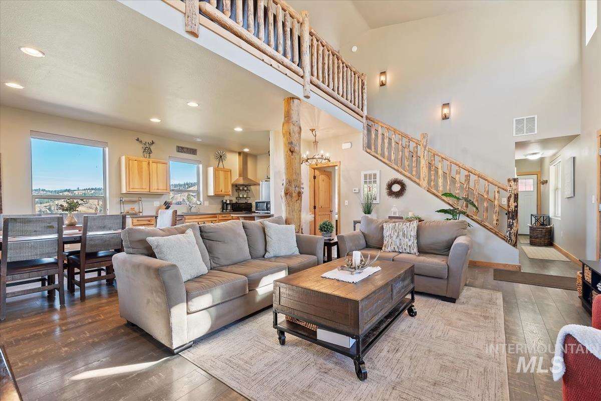 34 Crosstimber Loop Garden Valley, ID 83622 - Photo 13 of 49