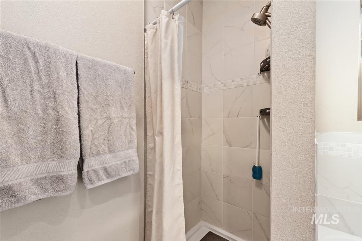 34 Crosstimber Loop Garden Valley, ID 83622 - Photo 27 of 49