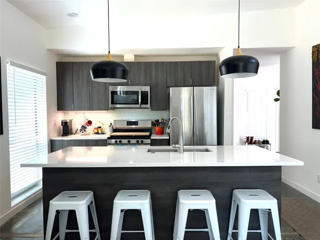 $2,500 | 1159 Perry Road, Unit A, Austin, TX 78721