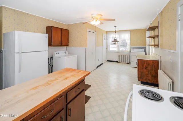 $239,900 | 647 Barnerville Road, Howes Cave, NY 12092