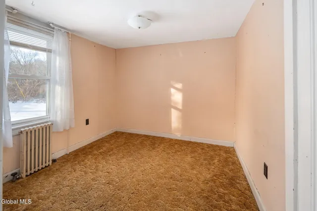 $239,900 | 647 Barnerville Road, Howes Cave, NY 12092