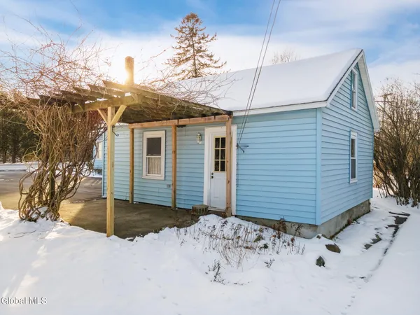 $237,000 | 647 Barnerville Road, Howes Cave, NY 12092