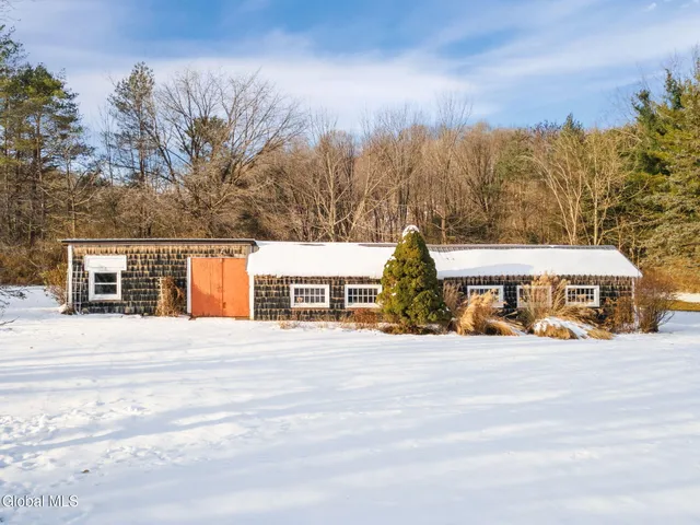 $239,900 | 647 Barnerville Road, Howes Cave, NY 12092