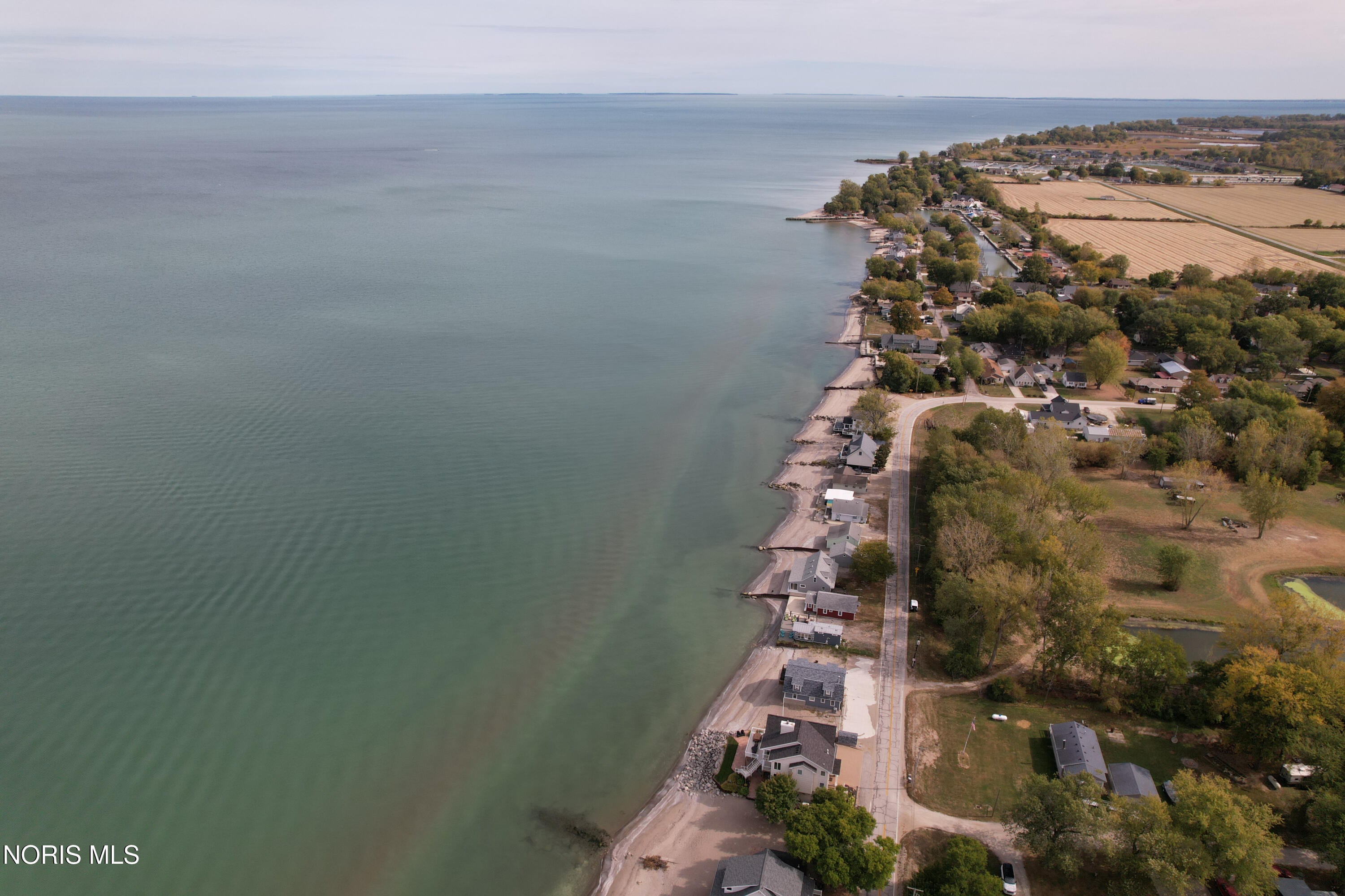 9881 West Locust Point Road Oak Harbor, OH 43449 - Photo 13 of 37 DJI_0398
