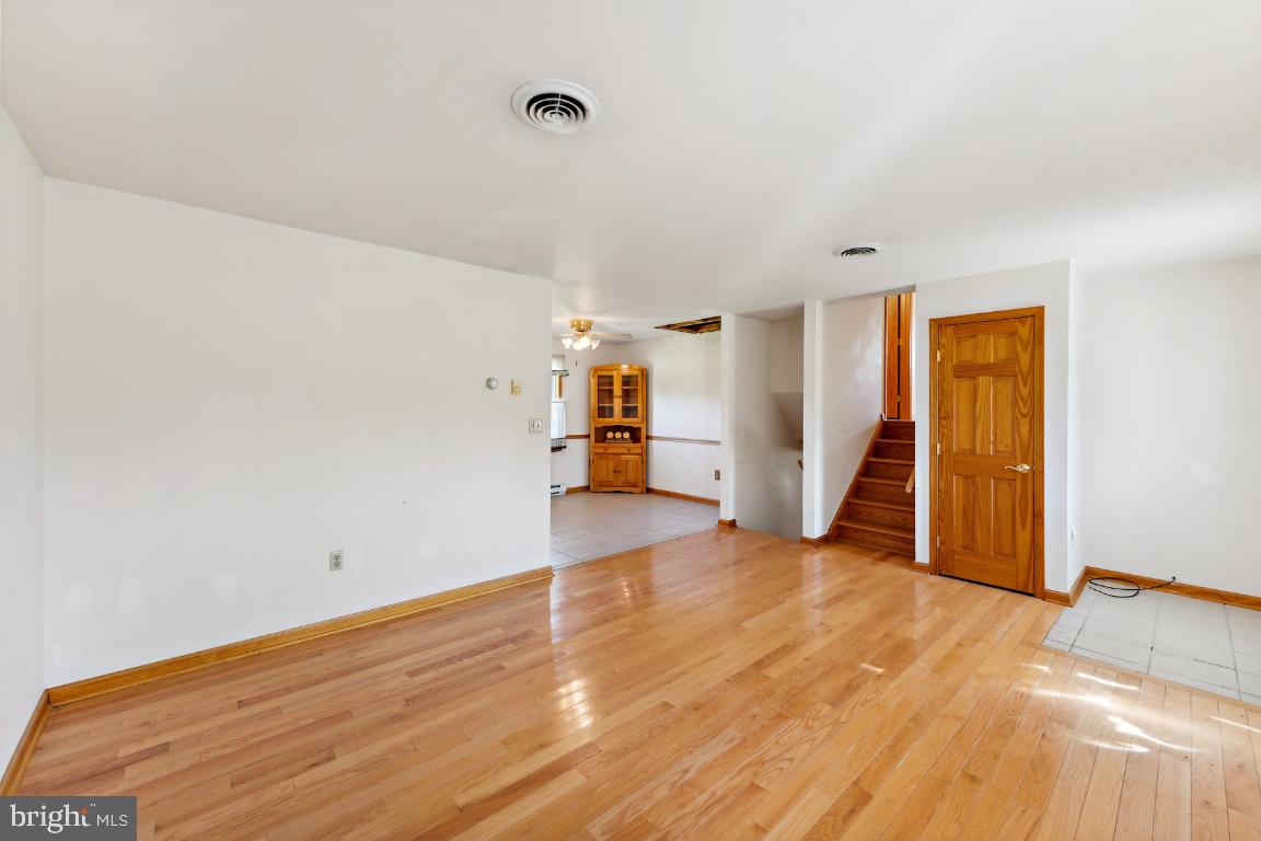 18118 Manor Church Road Boonsboro, MD 21713 - Photo 6 of 54 Gallery Image 6
