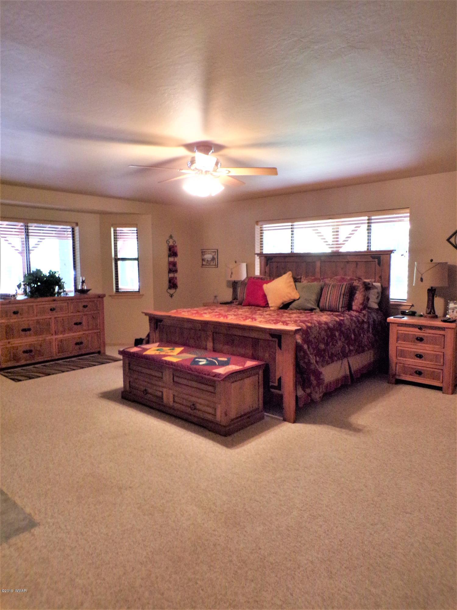 8472 Eagle Point Road Pinetop, AZ 85935 - Photo 14 of 38 Gallery Image 14
