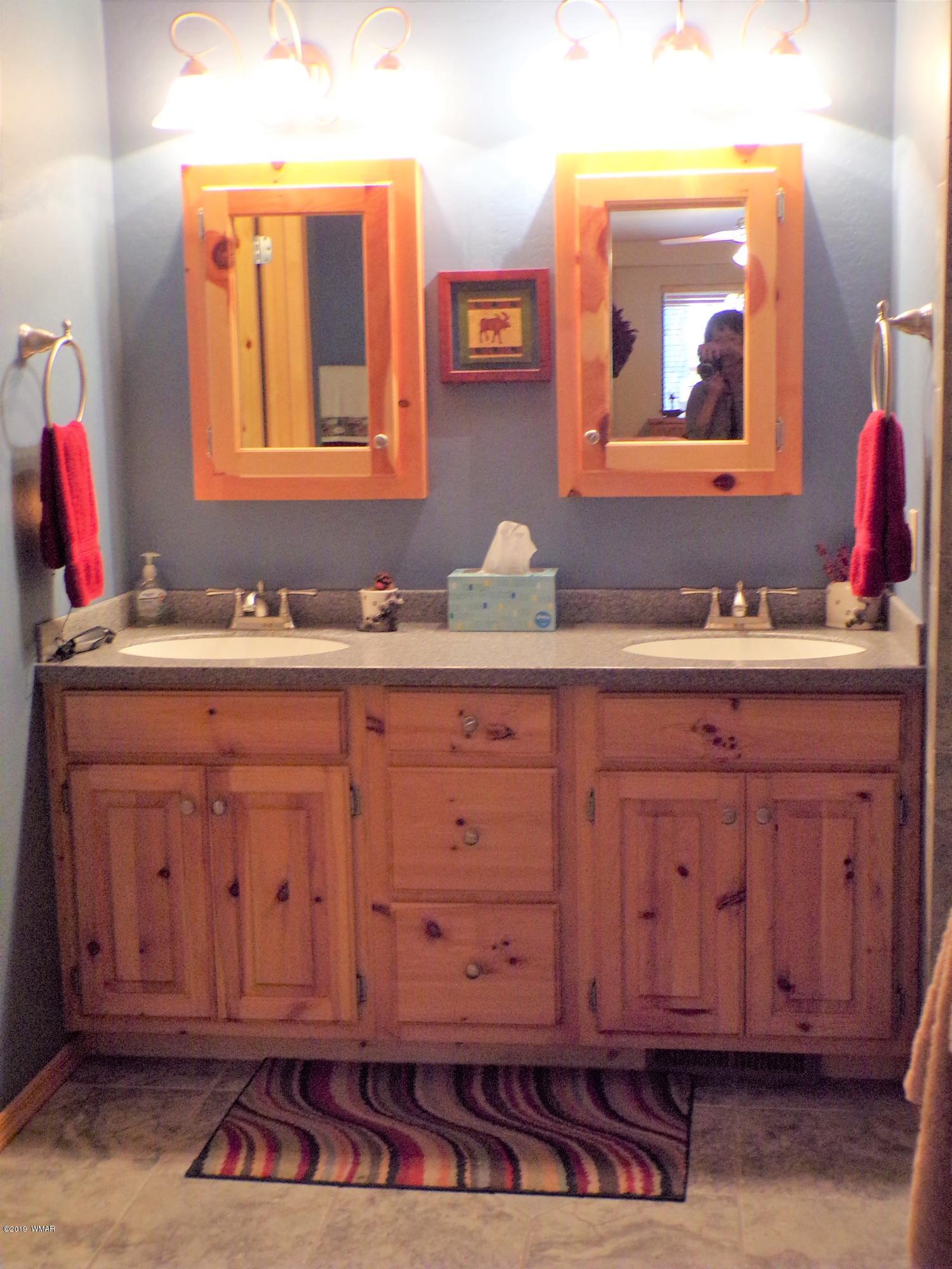 8472 Eagle Point Road Pinetop, AZ 85935 - Photo 20 of 38 Gallery Image 20
