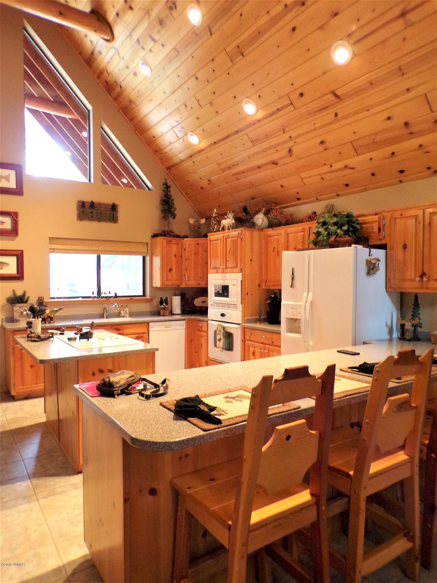 8472 Eagle Point Road Pinetop, AZ 85935 - Photo 7 of 38 Gallery Image 7