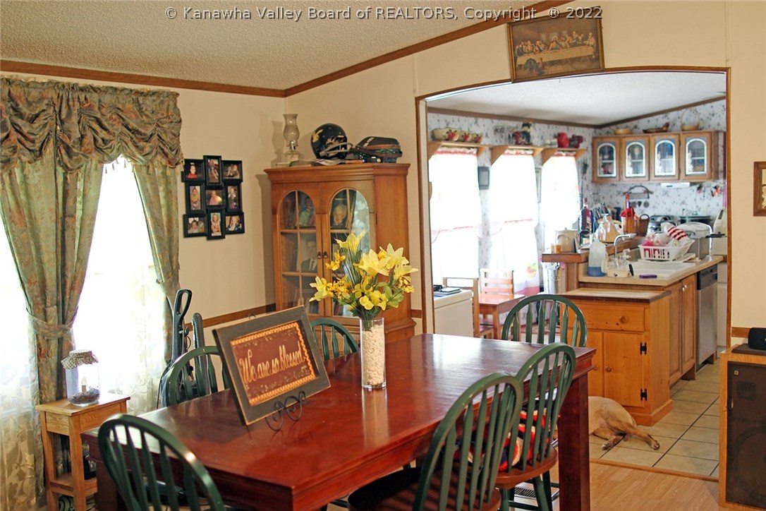 614 Clio Road Clendenin, WV 25045 - Photo 15 of 24 Gallery Image 15