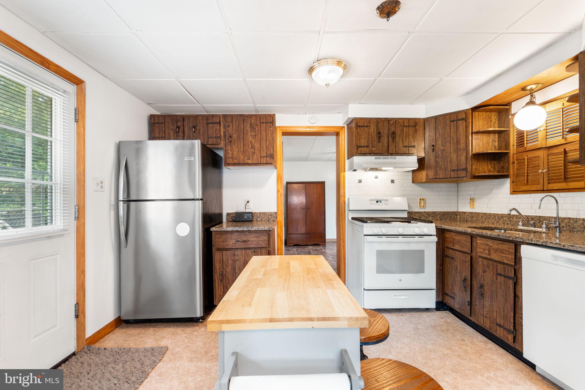 324 Ogden Station Road Wenonah, NJ 08090 - Photo 11 of 23 Kitchen