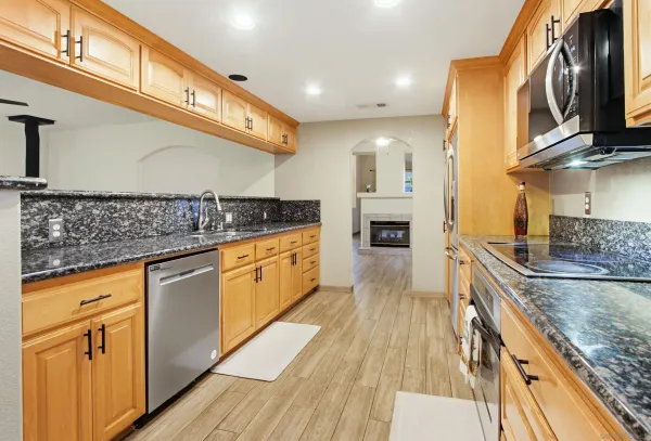 $985,000 | 24427 Del Amo Road, Ramona, CA 92065