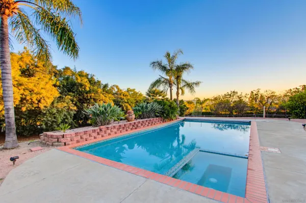 $985,000 | 24427 Del Amo Road, Ramona, CA 92065