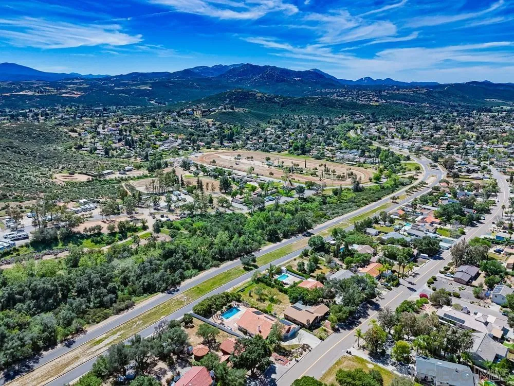 24427 Del Amo Road Ramona, CA 92065 - Photo 54 of 55