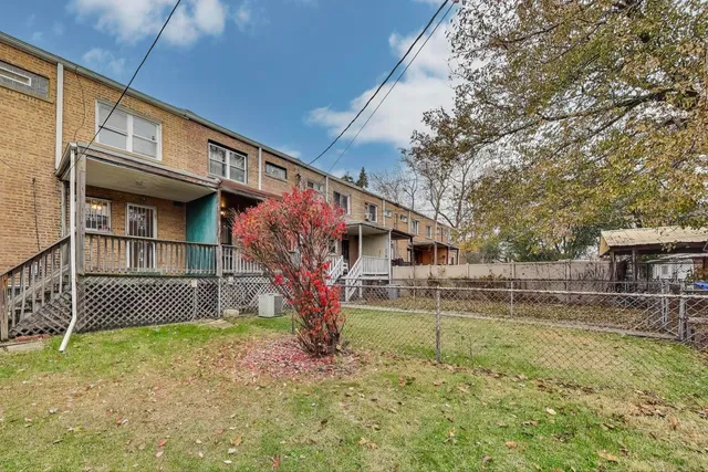 $100,000 | 8613 South Ingleside Avenue, Chicago, IL 60619