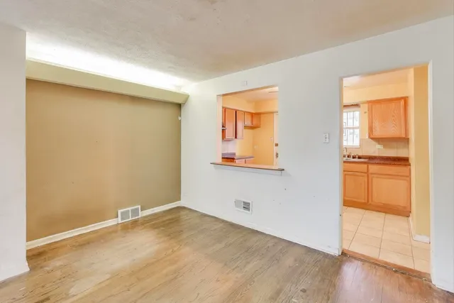 $100,000 | 8613 South Ingleside Avenue, Chicago, IL 60619