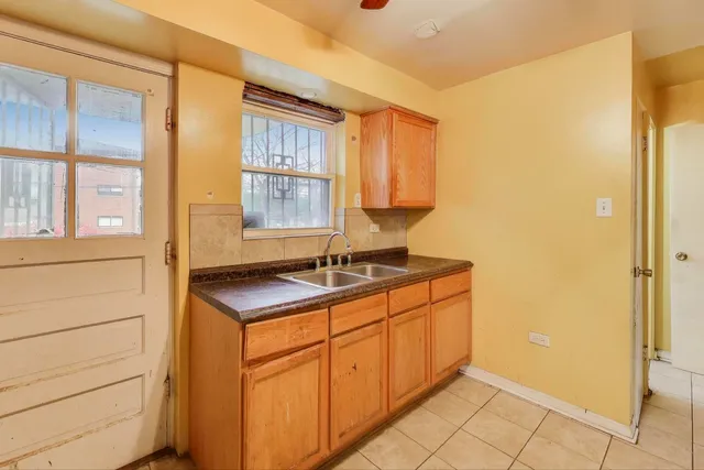 $100,000 | 8613 South Ingleside Avenue, Chicago, IL 60619