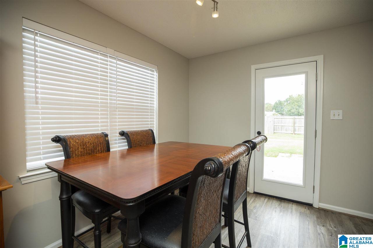 192 Stonebridge Circle Pelham, AL 35124 - Photo 5 of 17