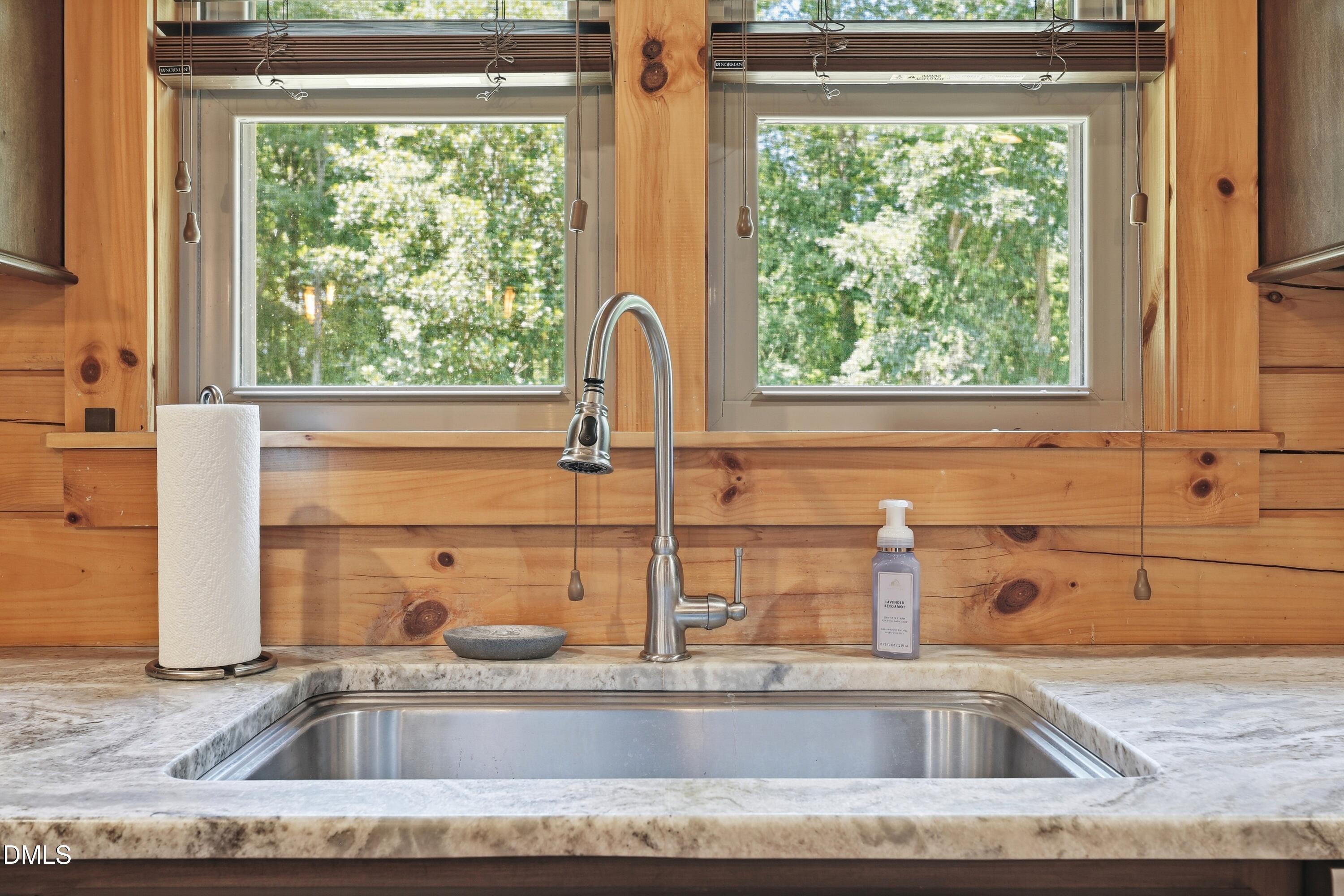 158 Dawn Road Benson, NC 27504 - Photo 11 of 45 Kitchen