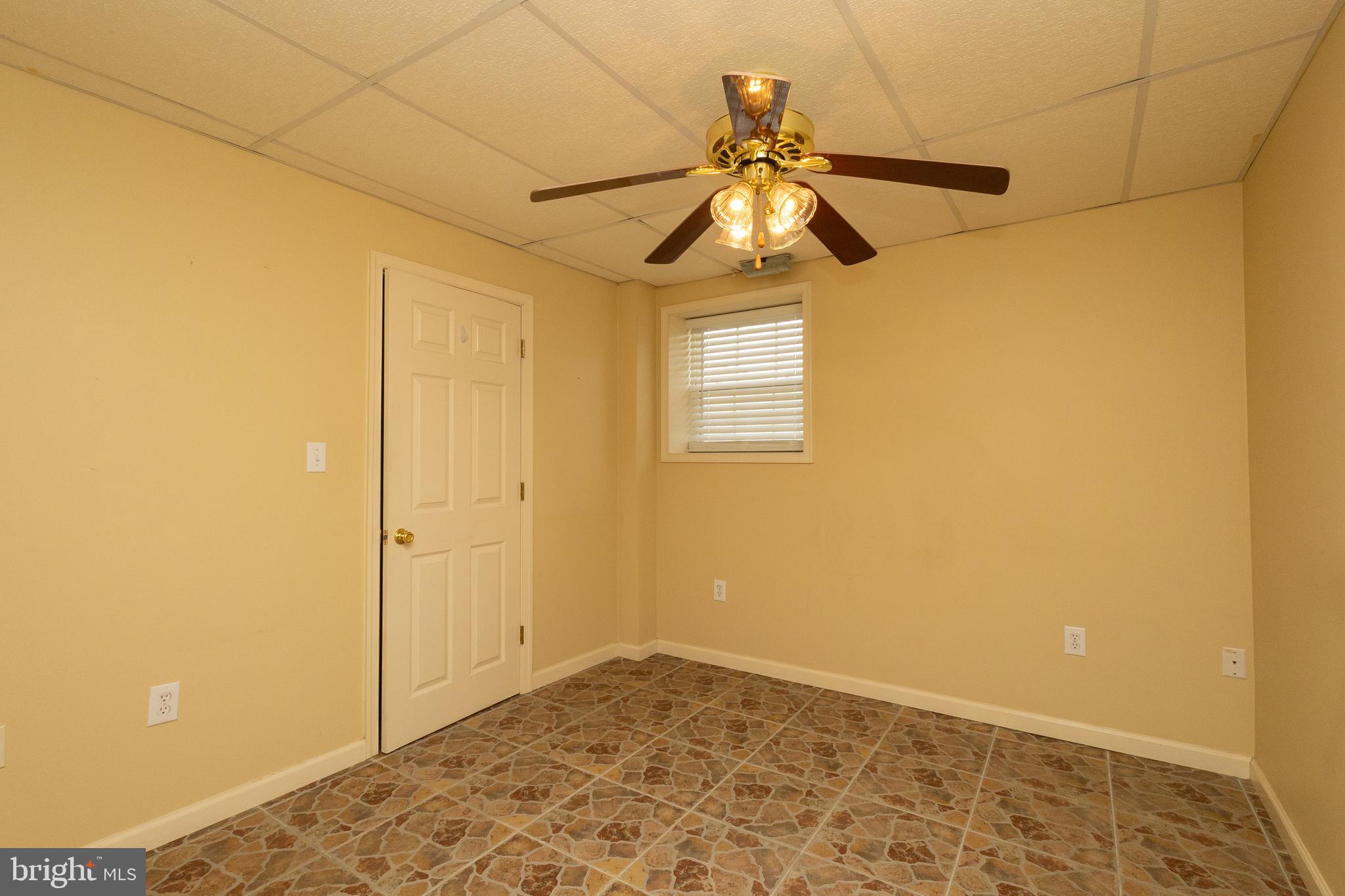 231 Roth Avenue Taneytown, MD 21787 - Photo 32 of 48 Gallery Image 32