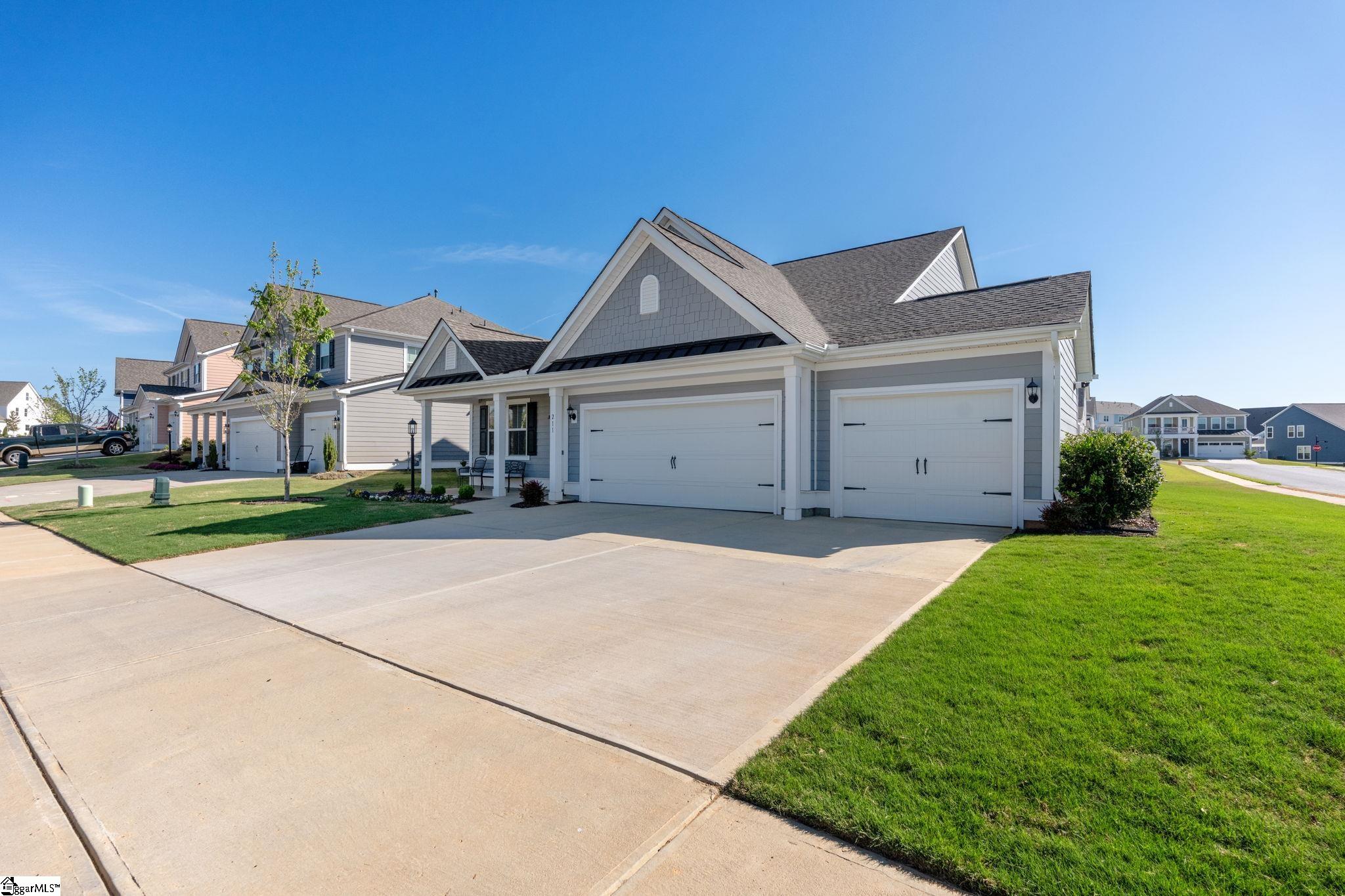 211 Encampment Boulevard Simpsonville, SC 29681 - Photo 36 of 45