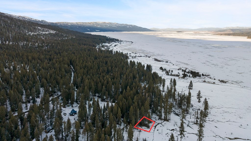 616-618 Teepee Road, Unit 25 & 28 Cascade, ID 83611 - Photo 2 of 14