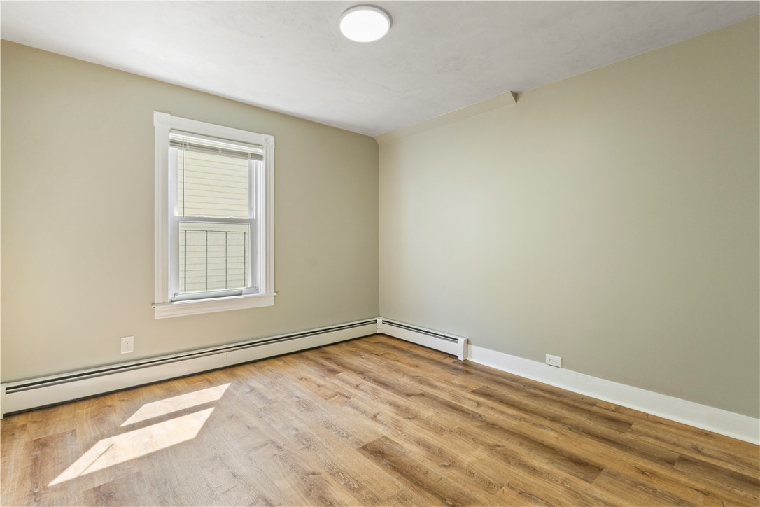 75 Baldwin Street Pawtucket, RI 02860 - Photo 26 of 47