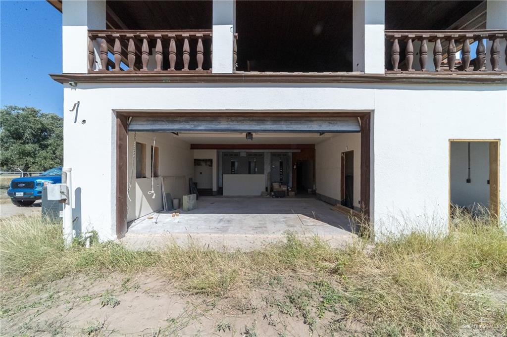 2136 East Mile 3 Road Palmhurst, TX 78573 - Photo 16 of 18 a view of living room