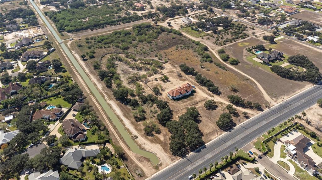 2136 East Mile 3 Road Palmhurst, TX 78573 - Photo 18 of 18 a view of a backyard of a house
