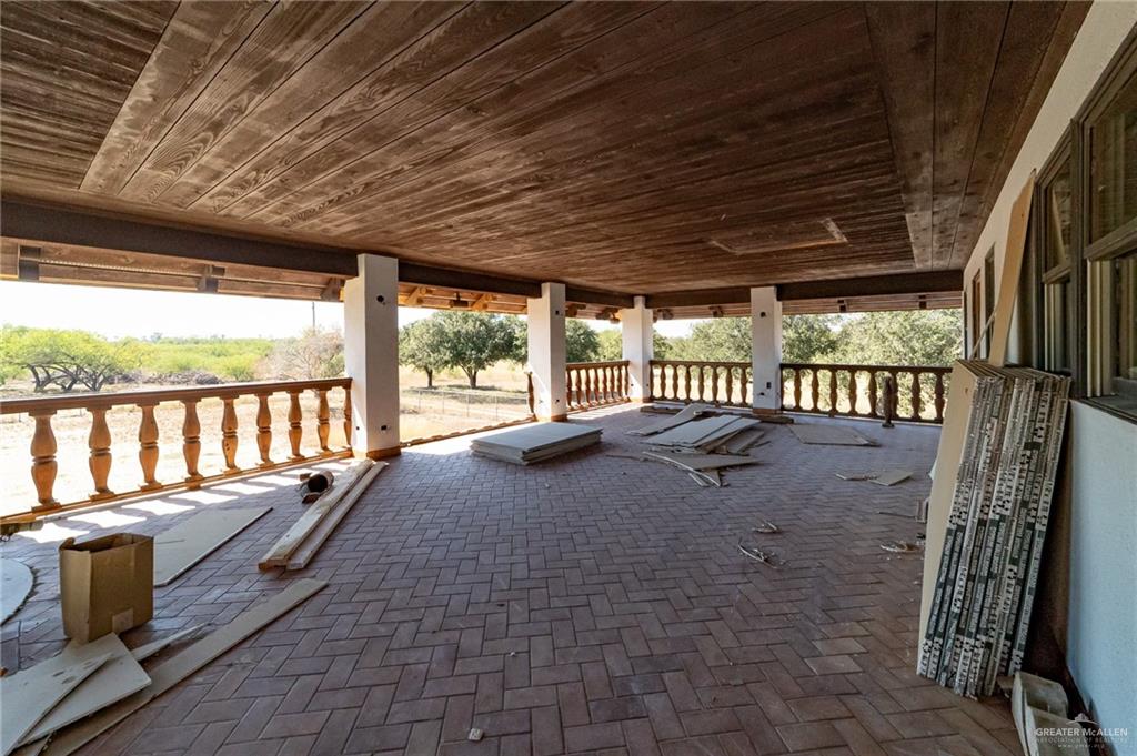 2136 East Mile 3 Road Palmhurst, TX 78573 - Photo 6 of 18