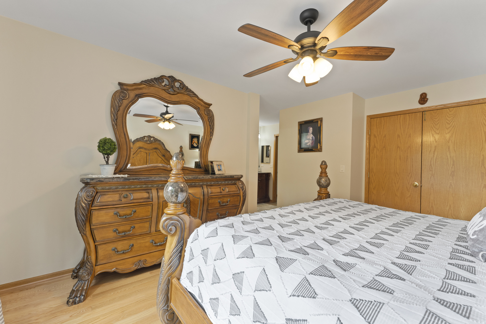 141 Crescent Lane, Unit 141 Schaumburg, IL 60193 - Photo 20 of 33