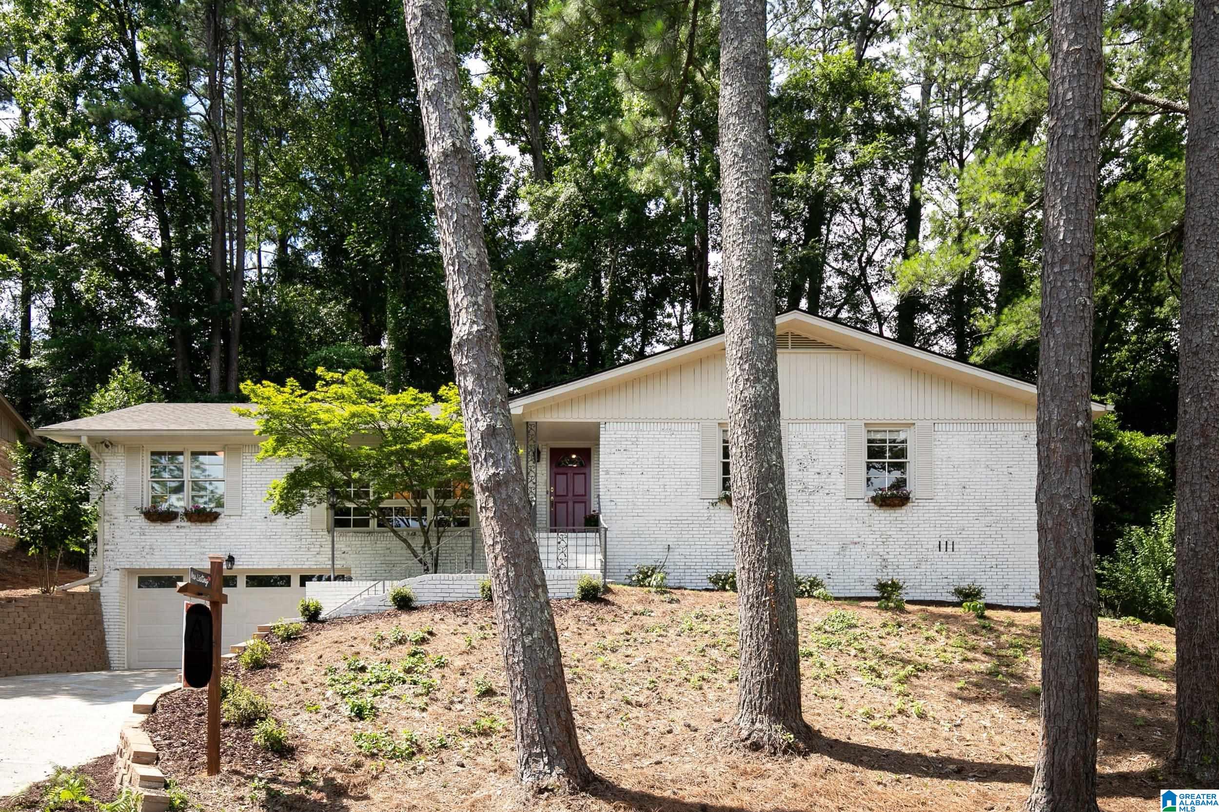 4117 Winston Way Birmingham, AL 35213 - Photo 6 of 69