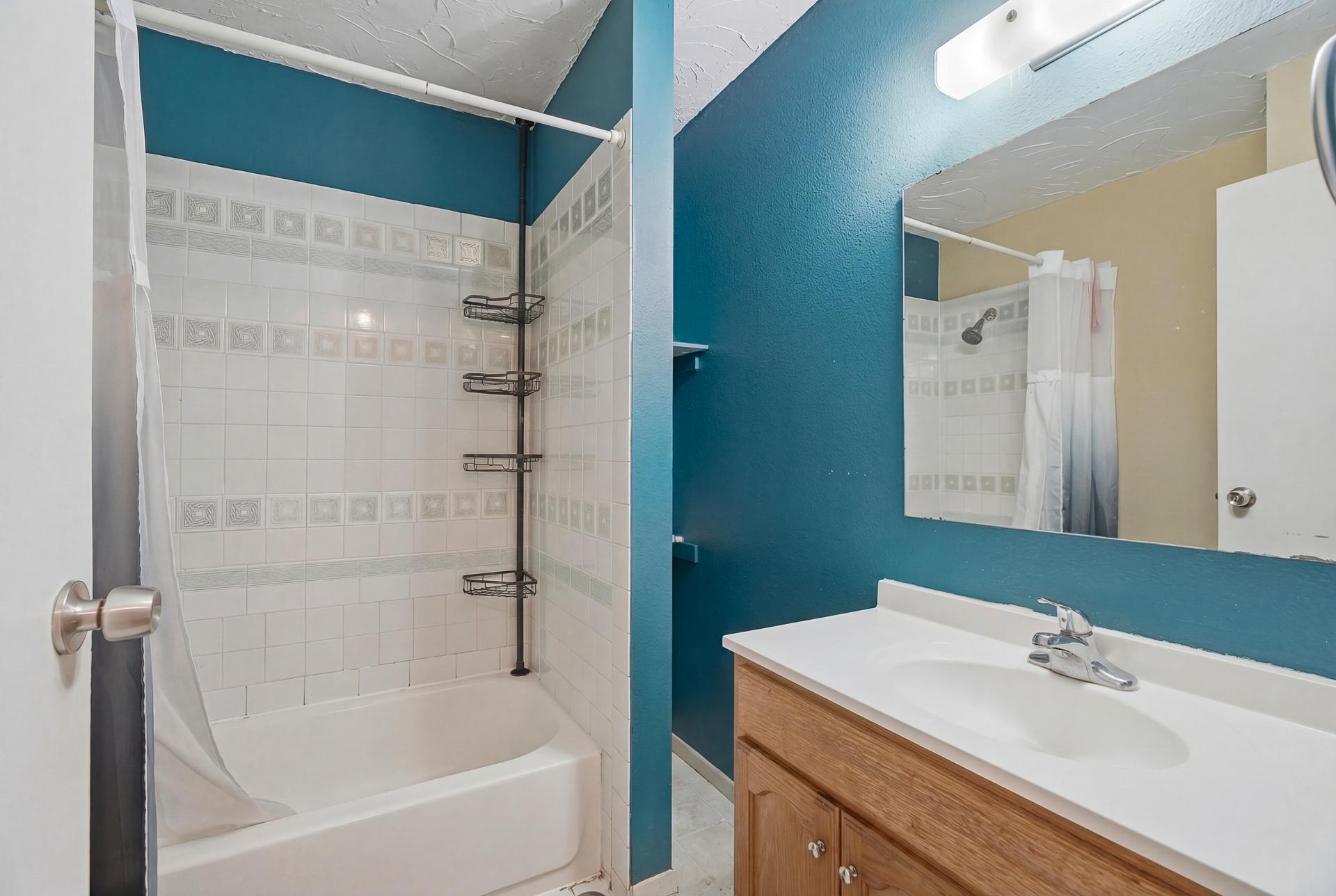 5600 4th Street Northeast Fridley, MN 55432 - Photo 16 of 44