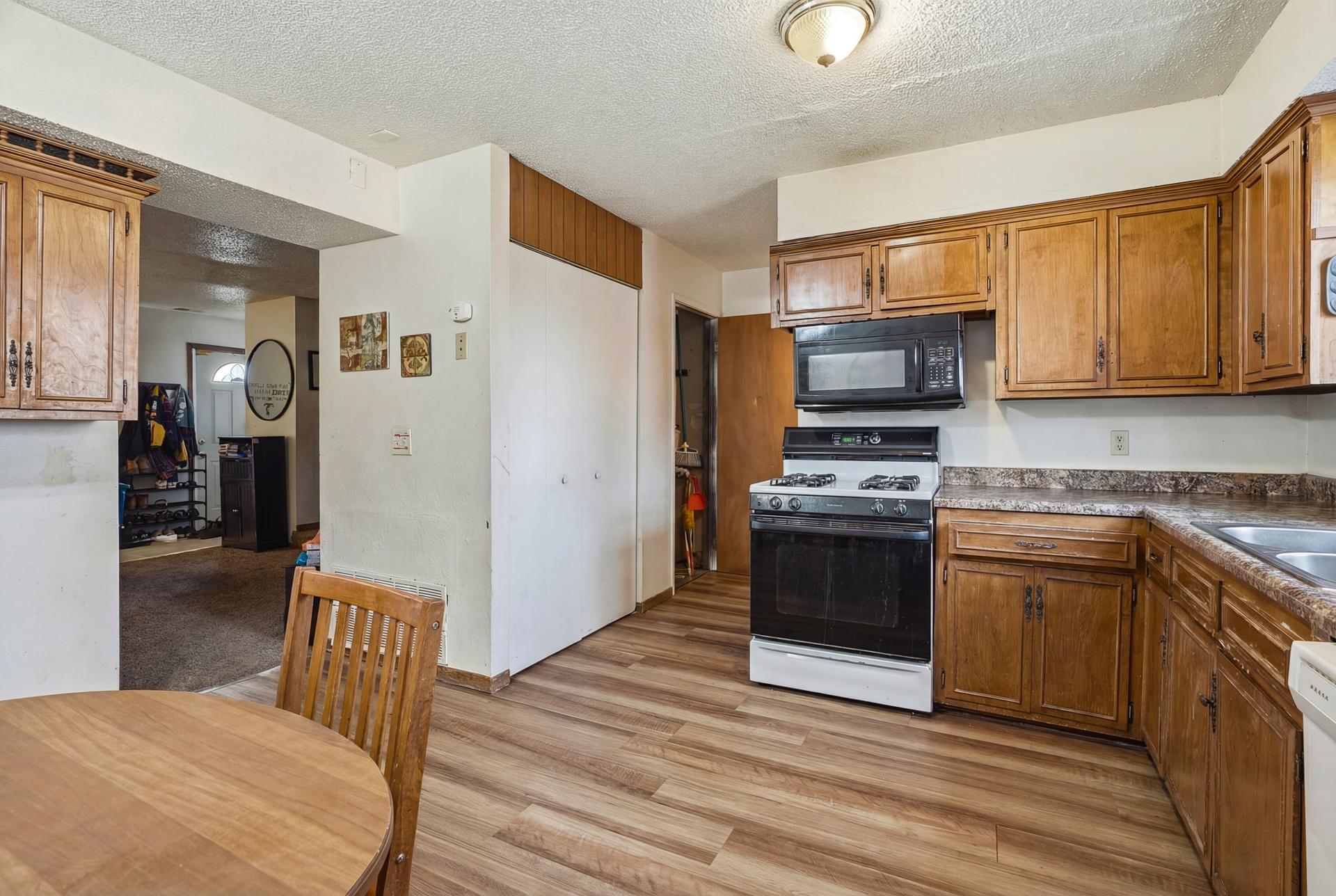 5600 4th Street Northeast Fridley, MN 55432 - Photo 28 of 44